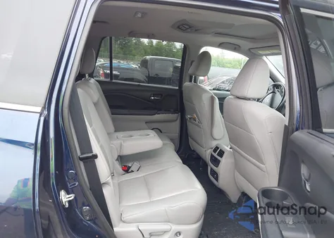 2017 Honda Pilot Touring from USA, damaged, VIN 5FNYF6H99HB093136